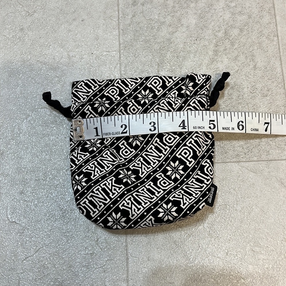 Victoria's Secret PINK Black and White Patterned Drawstring Bag Small - Picture 3 of 6
